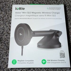 Iottie velox mini Qi2 magnetic wireless charger - car mount with charger